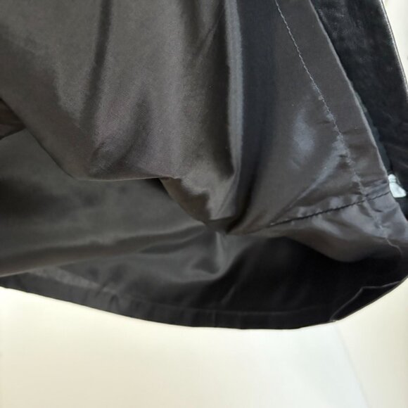 Black Leather Skirt - Picture 5 of 5